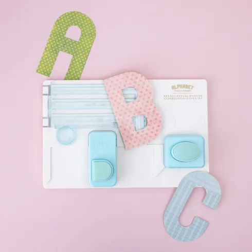 We R Memory Keepers - Alphabet Punch Board  - ABC Punch