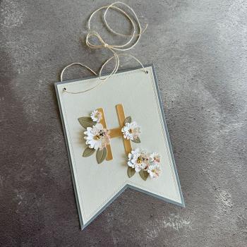 Simple and Basic - Stanzschablone 10,5x15cm "Fishtail" Dies