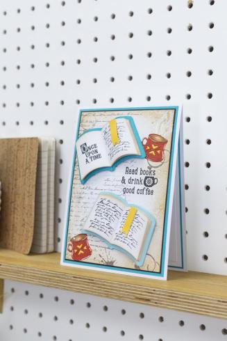 Crafters Companion - Stempelset & Stanzschablone "Chapter One" Stamp & Dies
