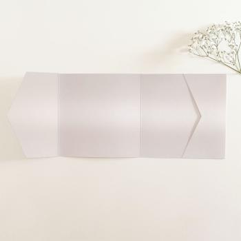 Pocketfold-Karte_quadratisch_15x15_seitl_Tasche