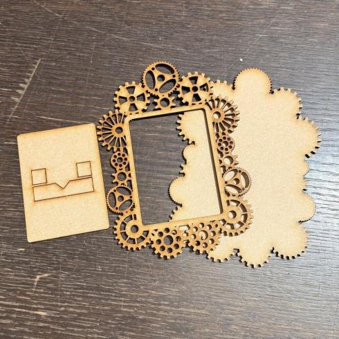 IndigoBlu - Holzteile "Steampunk Frame (2)" Woodology