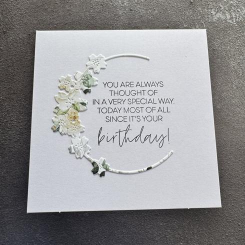 Simple and Basic - Stanzschablone "Flower Wreath Halfcircle" Dies