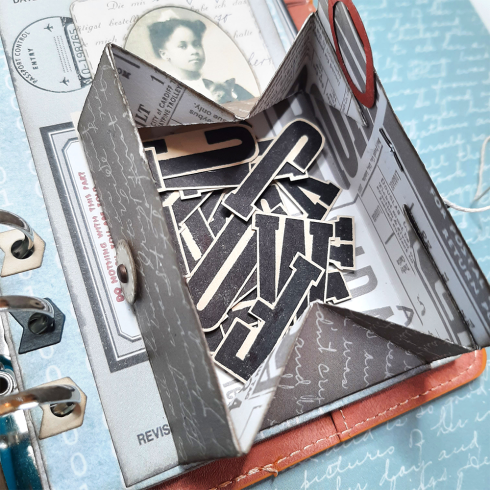Elizabeth Craft Designs - Stanzschalone "Box Envelope" Dies