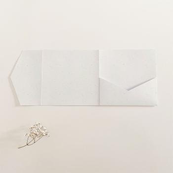 Pocketfold-Karte_quadratisch_15x15_seitl_Tasche