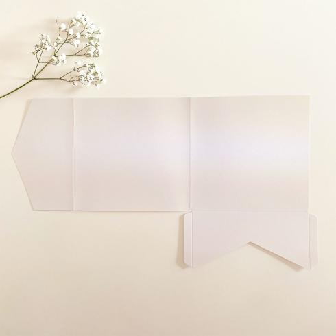 Preview: Pocketfold-Karte Quadrat (15x15) Premium-Karton "Perlmutt Crema" Exklusiv Line