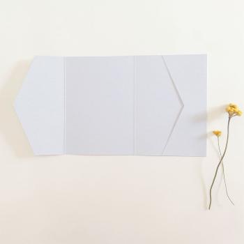 Pocketfold-Karte_B6_seitl_Tasche