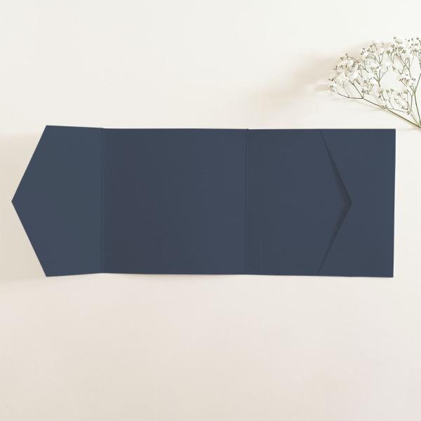 Pocketfold-Karte_quadratisch_15x15_seitl_Tasche