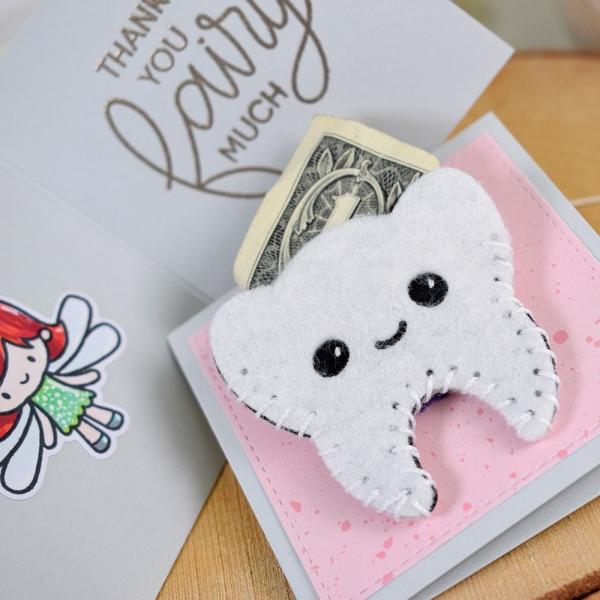Heffy Doodle Tooth Plush  Cutting Dies - Stanze  