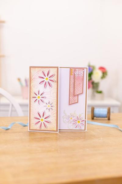 Gemini Flourishing Flowers Cut and Emboss Folder - Schneide- und Prägeschablone - 