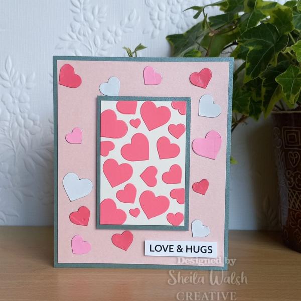 Creative Expressions - Stencil -  Scattered Hearts  - Schablone