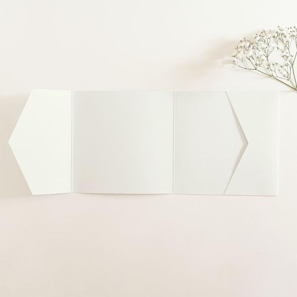 Pocketfold-Karte_quadratisch_15x15_seitl_Tasche