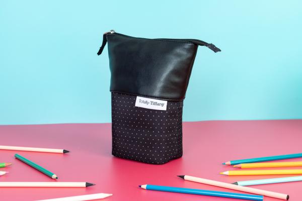 Crafters Companion - Totally Tiffany Pack 'n' Pop Case - Medium - Organizer