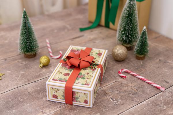 Gemini - Dies - Festive Create-A-Bow  - Stanze - Festlicher Schleifenbogen