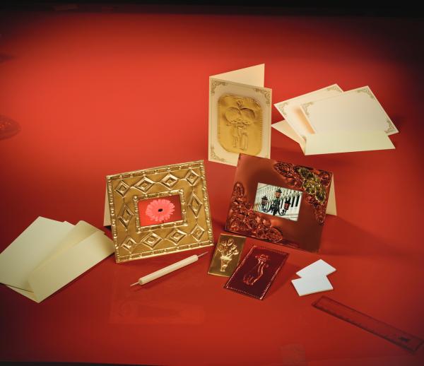 House of Crafts - Paper Craft Kit  - Foil Embossing- Bastelkit 
