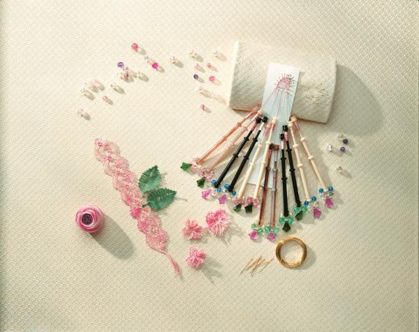 House of Crafts - Bastelkit "Lacemaking" 