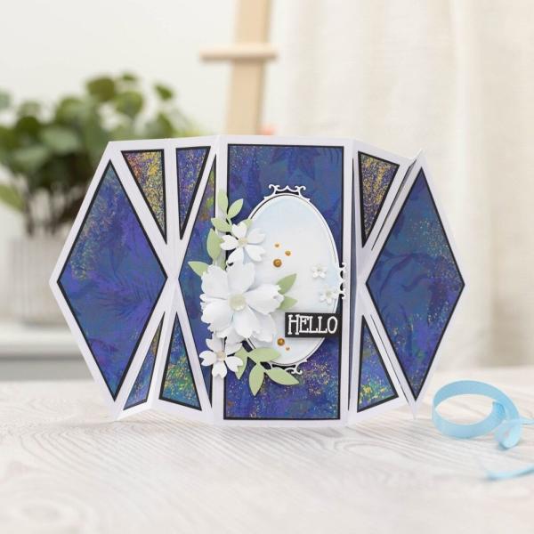 Crafters Companion - vorgestanzte Kartenrohlinge "Double Diamond Fan Fold Card" Die-Cut Card Bases & Envelopes
