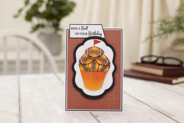 Crafters Companion - Stempelset & Stanzschablone "Football Cupcakes" Stamp & Dies