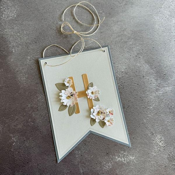 Simple and Basic - Stanzschablone 10,5x15cm "Fishtail" Dies