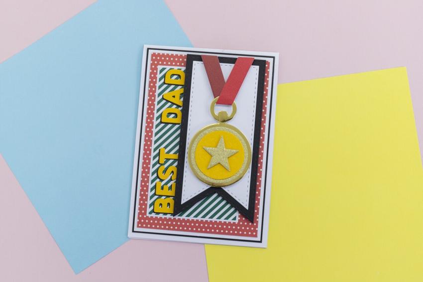 Crafters Companion - Stanzschablone "Medal" Dies