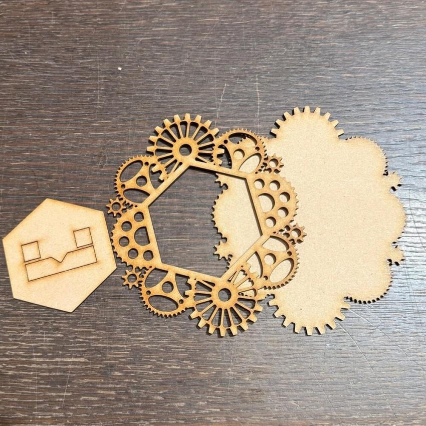 IndigoBlu - Holzteile "Steampunk Frame (3)" Woodology
