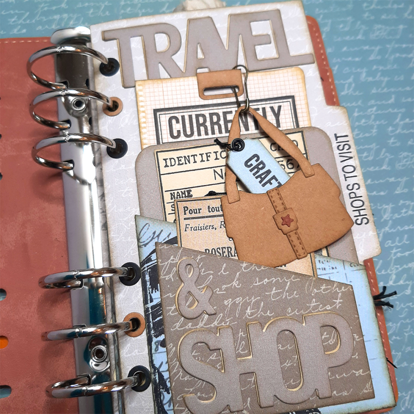 Elizabeth Craft Designs - Stanzschalone "Slanting Library Pocket With Bag" Dies