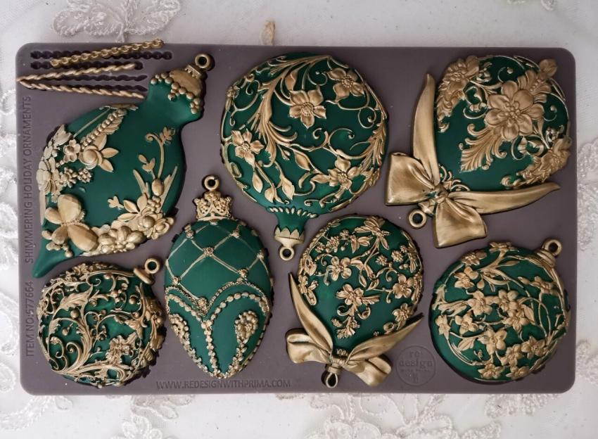 Re-Design with Prima - Gießform "Shimmering Holiday Ornaments" Mould 5x8 Inch