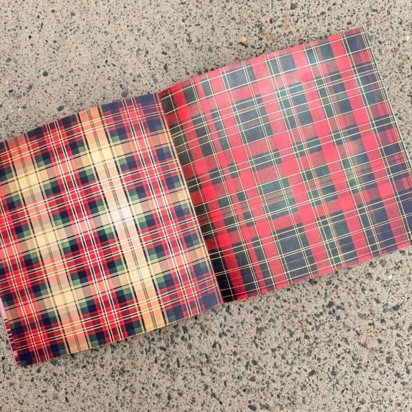 IndigoBlu - Designpapier "Tartan Textures" Paper Pack 8x8 Inch - 24 Bogen