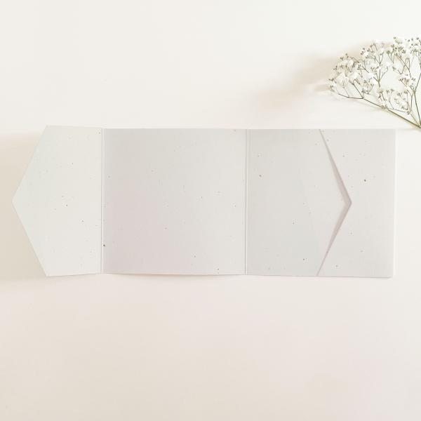 Pocketfold-Karte_quadratisch_15x15_seitl_Tasche