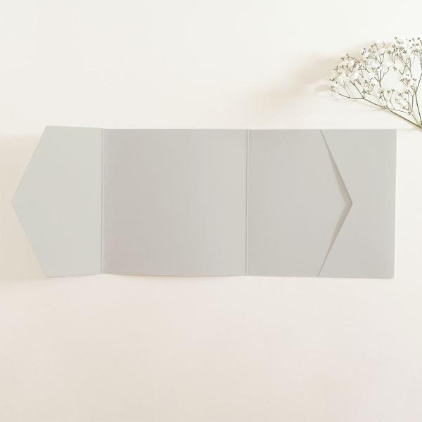 Pocketfold-Karte_quadratisch_15x15_seitl_Tasche