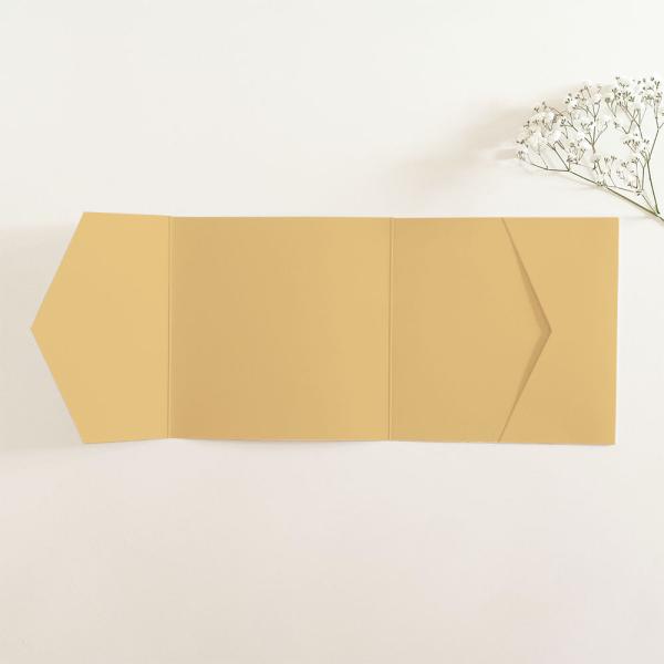 Pocketfold-Karte_quadratisch_15x15_seitl_Tasche