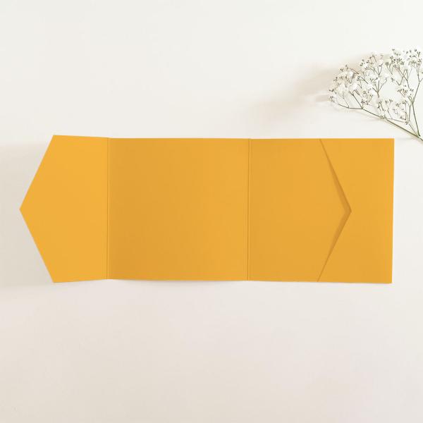 Pocketfold-Karte_quadratisch_15x15_seitl_Tasche