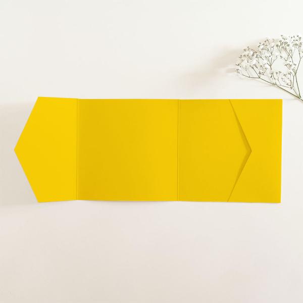 Pocketfold-Karte_quadratisch_15x15_seitl_Tasche