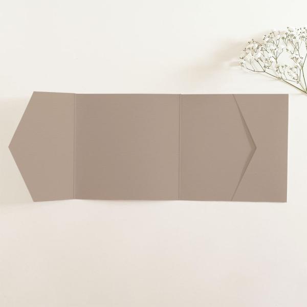 Pocketfold-Karte_quadratisch_15x15_seitl_Tasche