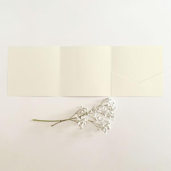 Trippel-Pocketfold-Karte-quadratisch_15x15_untere_Tasche